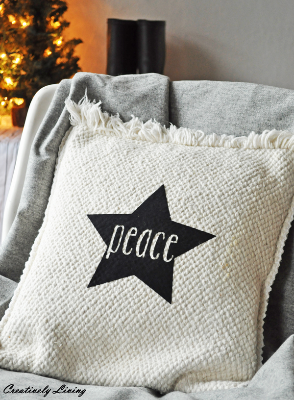 Peace-Pillow for christmas